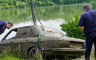 Prodaje se BMW koji je 35 godina bio u blatu na dnu rijeke (FOTO)