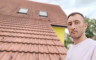 Ni sekunde se nije dvoumio da li da besplatno popravi krovove uništene u oluji u Sloveniji