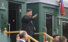 Kako uparkirati luksuznu limuzinu Kim Jong Una u vagon (VIDEO)