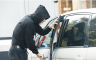 Nestao za 30 sekundi: Lopovi obijaju auto uz pomoć novčića