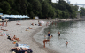 Počele su krađe na plažama u Hrvatskoj, policija uputila apel