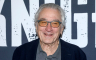 Robert de Niro kakvog ga nismo vidjeli: Na premijeru poveo 35 godina mlađu (VIDEO)