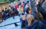 Blokiran sud u Novom Sadu: Guranje građana i policije, bačen i suzavac (VIDEO)
