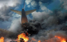Avion s 242 putnika srušio se u Ahmedabadu (VIDEO)